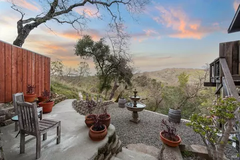 Exterior - 26 Sorrell Ct, Napa, CA 94558 photo 1 of 36