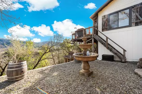Exterior - 26 Sorrell Ct, Napa, CA 94558 photo 8 of 36