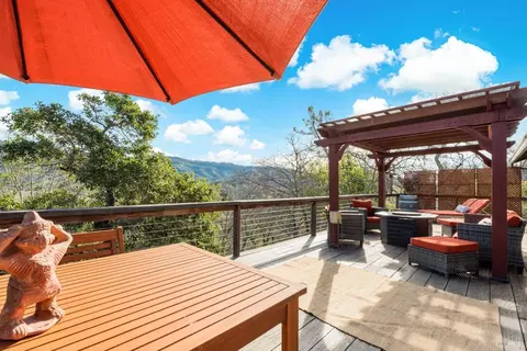 Exterior - 26 Sorrell Ct, Napa, CA 94558 photo 3 of 36