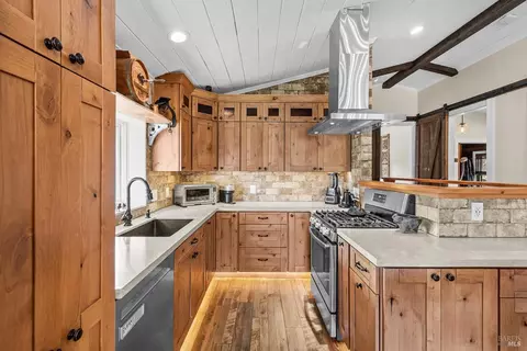 Kitchen - 26 Sorrell Ct, Napa, CA 94558 photo 3 of 5