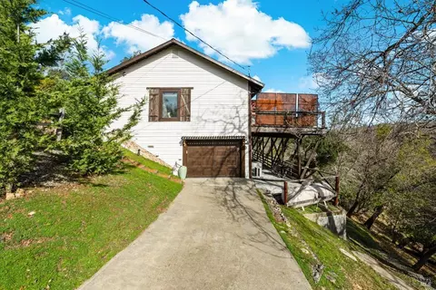 Exterior - 26 Sorrell Ct, Napa, CA 94558 photo 20 of 36