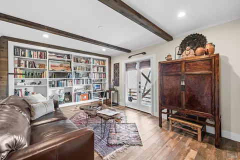 Living - 26 Sorrell Ct, Napa, CA 94558 photo 5 of 6