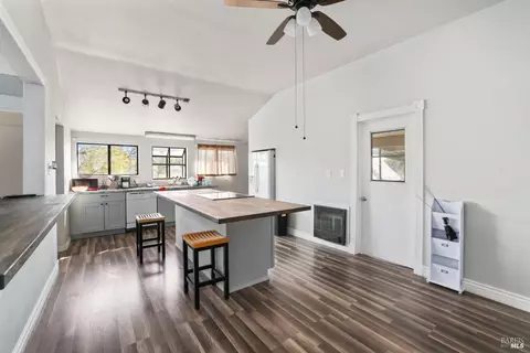 Kitchen - 9211 Boyce Rd, Winters, CA 95694 photo 2 of 5