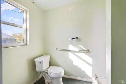 Bath - 9211 Boyce Rd, Winters, CA 95694 photo 2 of 2