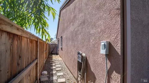 990 Camelia Dr, Dixon, CA 95620 photo 43