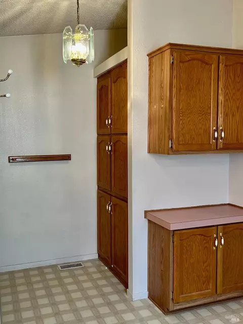 231 Daisy Dr, Napa, CA 94558 photo 27