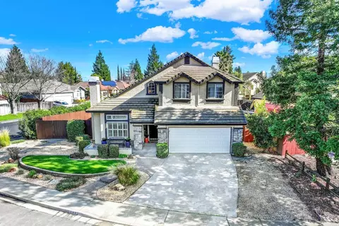 849 Oak Creek Dr, Vacaville, CA 95687