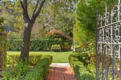 Exterior - 65 Poplar Ave, Ross, CA 94957 photo 16 of 18