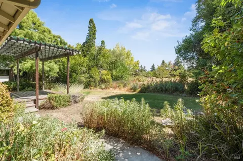 196 Temelec Cir, Sonoma, CA 95476 photo 22