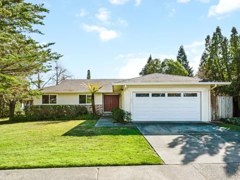 196 Temelec Cir, Sonoma, CA 95476 photo 2