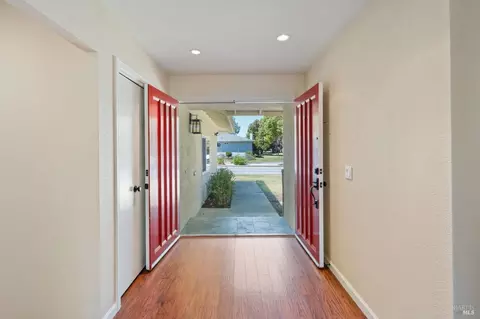 196 Temelec Cir, Sonoma, CA 95476 photo 4
