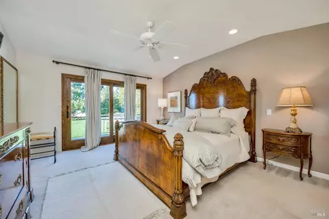 1096 Red Tail Rd, Healdsburg, CA 95448 photo 22