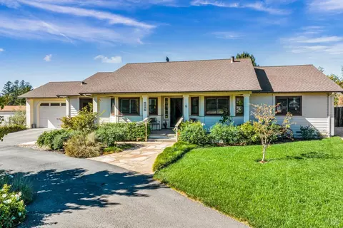 1096 Red Tail Rd, Healdsburg, CA 95448 photo 4