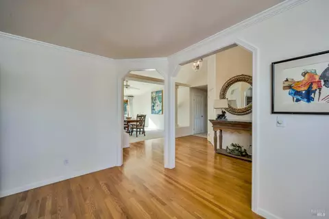 1096 Red Tail Rd, Healdsburg, CA 95448 photo 11