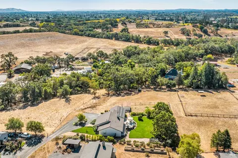 1096 Red Tail Rd, Healdsburg, CA 95448 photo 34