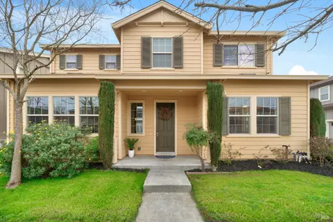 2343 Andre Ln, Santa Rosa, CA 95403