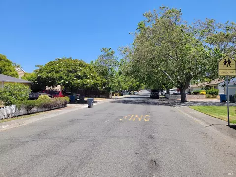 Exterior - 1321 Nebraska St, Vallejo, CA 94590 photo 8 of 8