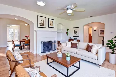 Living - 1321 Nebraska St, Vallejo, CA 94590 photo 1 of 5
