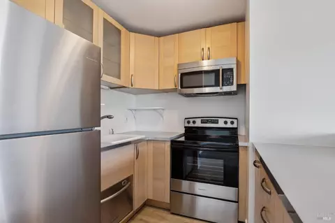 Kitchen - 95 Anchorage Rd #95, Sausalito, CA 94965 photo 2 of 3