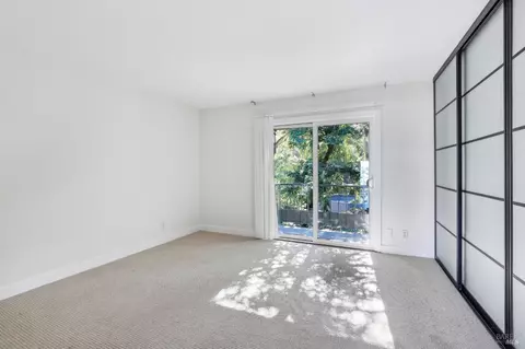 Bedroom - 95 Anchorage Rd #95, Sausalito, CA 94965 photo 2 of 3