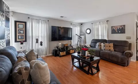 3056 Puffin Cir, Fairfield, CA 94533 photo 8