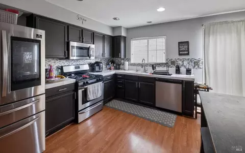 3056 Puffin Cir, Fairfield, CA 94533 photo 12