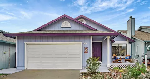 912 Pulteney Pl, Windsor, CA 95492
