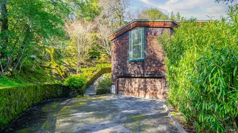 Exterior - 170 Oak Ave, San Anselmo, CA 94960 photo 22 of 29