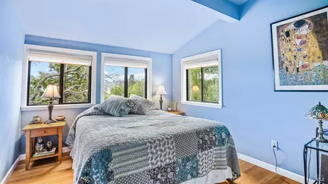 Bedroom - 170 Oak Ave, San Anselmo, CA 94960 photo 3 of 5