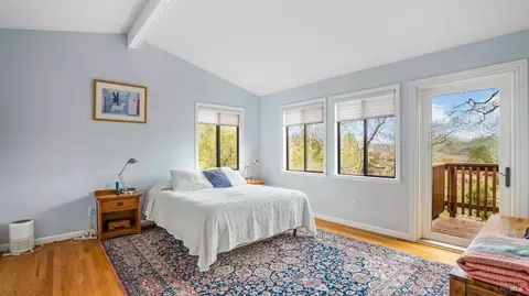 Bedroom - 170 Oak Ave, San Anselmo, CA 94960 photo 1 of 5