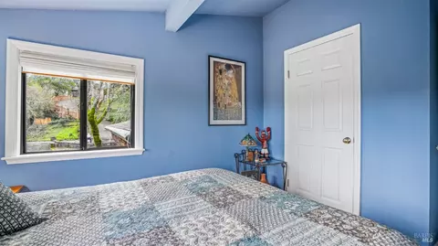 Bedroom - 170 Oak Ave, San Anselmo, CA 94960 photo 4 of 5