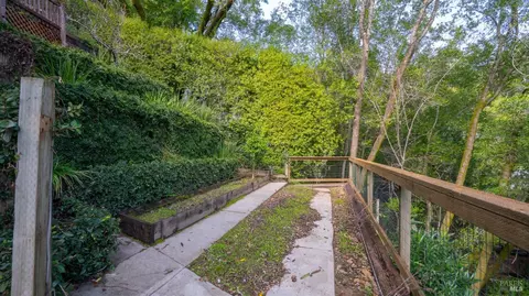 Exterior - 170 Oak Ave, San Anselmo, CA 94960 photo 15 of 29