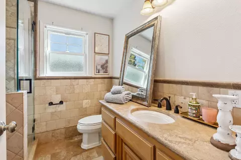 Bath - 211 Gilger Ave, Martinez, CA 94553 photo 1 of 2