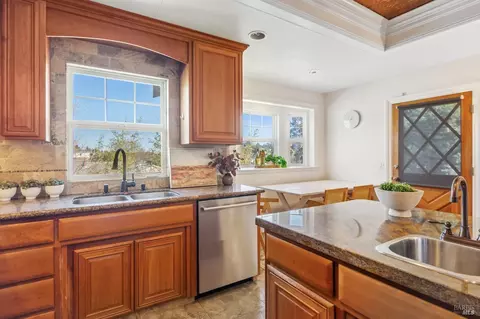 Kitchen - 211 Gilger Ave, Martinez, CA 94553 photo 5 of 6