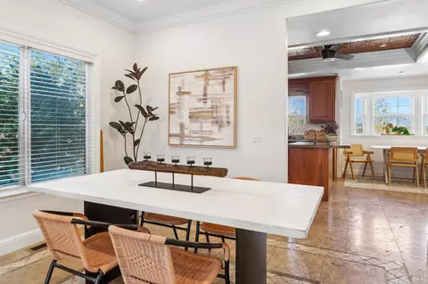 Dining - 211 Gilger Ave, Martinez, CA 94553 photo 2 of 4