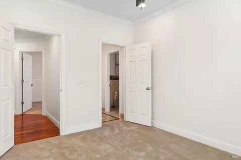 Bedroom - 211 Gilger Ave, Martinez, CA 94553 photo 6 of 7