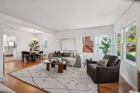 633 Meadowsweet Dr, Corte Madera, CA 94925