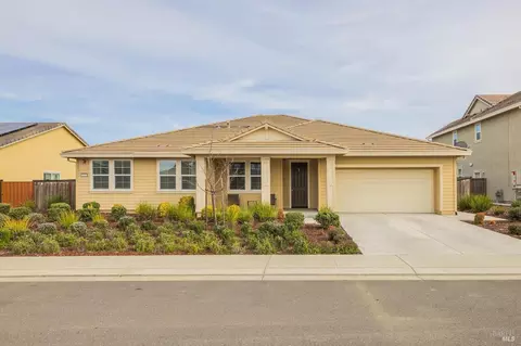 1013 Capitola Ct, Vacaville, CA 95687