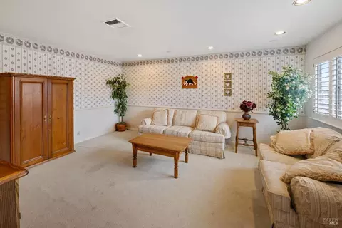 215 Arguello Ave, Vallejo, CA 94591 photo 6