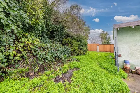 215 Arguello Ave, Vallejo, CA 94591 photo 24