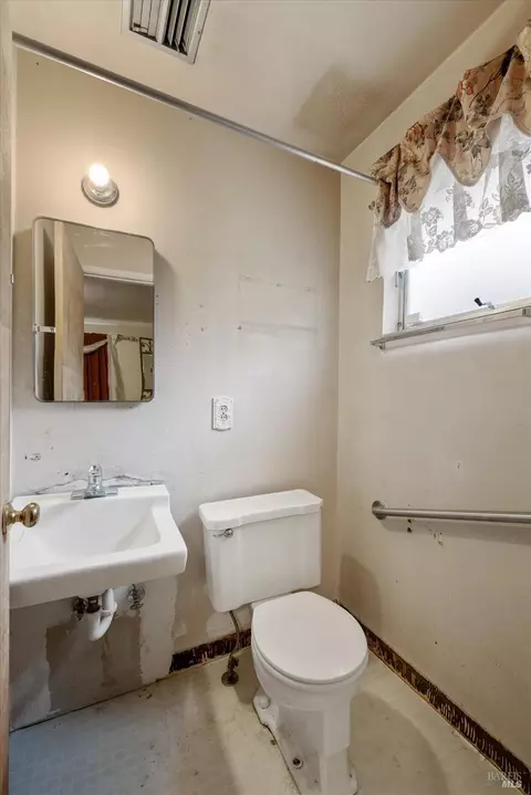 215 Arguello Ave, Vallejo, CA 94591 photo 19
