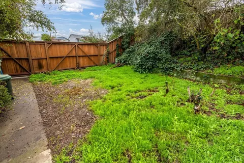 215 Arguello Ave, Vallejo, CA 94591 photo 30