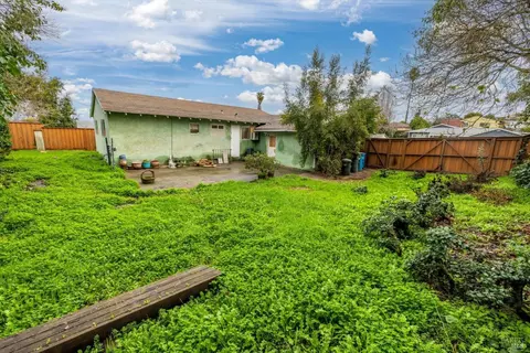 215 Arguello Ave, Vallejo, CA 94591 photo 28