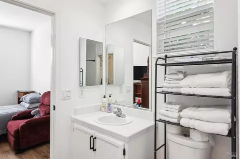 1402 Birdie Dr, Windsor, CA 95492 photo 32