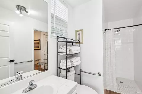 1402 Birdie Dr, Windsor, CA 95492 photo 31