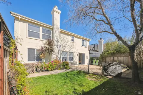 1402 Birdie Dr, Windsor, CA 95492 photo 41
