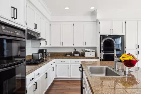 1402 Birdie Dr, Windsor, CA 95492 photo 8