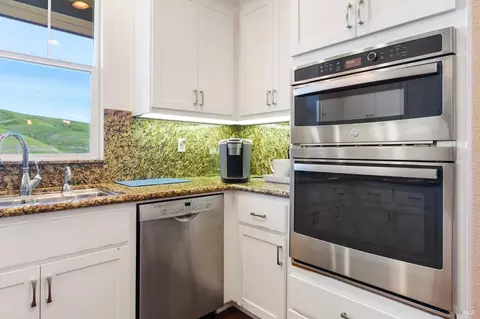 6650 Chalk Hill Ln, Vallejo, CA 94591 photo 8