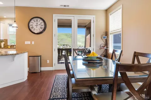 6650 Chalk Hill Ln, Vallejo, CA 94591 photo 3