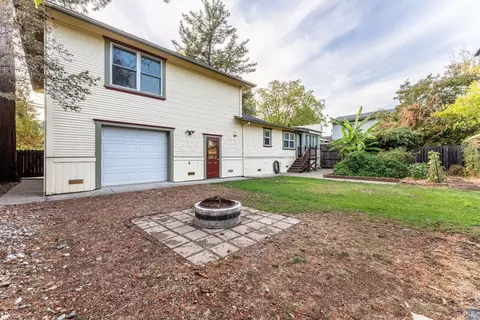 479 N Oak St, Ukiah, CA 95482 photo 18